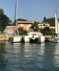 Catamarano Lagoon Power 43
