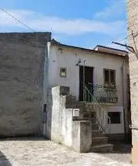 Semindipendente su due livelli Semindipendente su due livelli