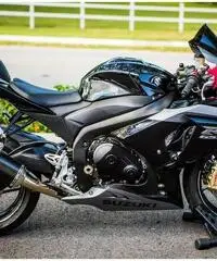 2017 SUZUKI GSX R1000 2017 SUZUKI GSX R1000