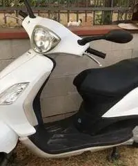 SCOOTER PIAGGIO FLY 150 SCOOTER PIAGGIO FLY 150