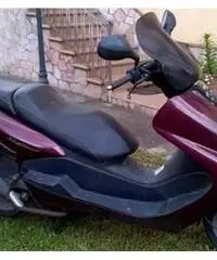 Scooter YAMAHA 125 senza marce Scooter YAMAHA 125 senza marce