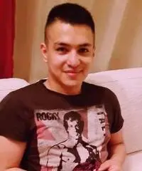Cerco una donna seria dai 20 ai 35. Cerco una donna seria dai 20 ai 35.