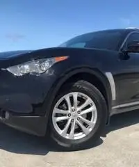 PREMIUM INFINITI FX35 2010 PREMIUM INFINITI FX35 2010