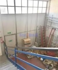 Capannone a Camaiore Capannone a Camaiore