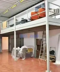 Capannone a Camaiore Capannone a Camaiore