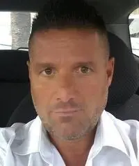 Uomo single affascinante cerca fidanzata tutta italia! Uomo single affascinante cerca fidanzata tutta italia!