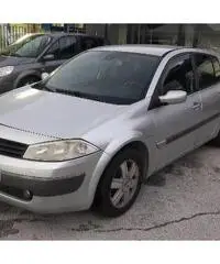 RENAULT Mégane 1.5 dci - 2006 RENAULT Mégane 1.5 dci - 2006