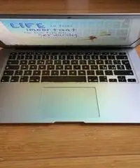 MacBook Air 13 pollici