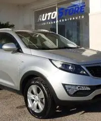 KIA Sportage 1.7 CRDI VGT 2WD Active anno '14 KIA Sportage 1.7 CRDI VGT 2WD Active anno '14