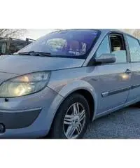Topcar renault grande scenic 7 posti Topcar renault grande scenic 7 posti