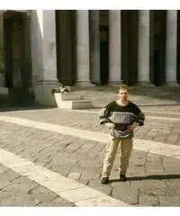 Cerco una ragazza - zona di Roma o Castelli Cerco una ragazza - zona di Roma o Castelli