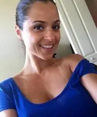 Sto cercando un uomo buono e adorabile da sposare Sto cercando un uomo buono e adorabile da sposare