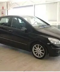 MERCEDES-BENZ B 200 CDI Sport