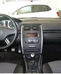 MERCEDES-BENZ B 200 CDI Sport MERCEDES-BENZ B 200 CDI Sport