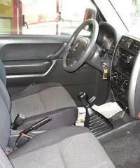 Suzuki Jimny 1.3 berlina