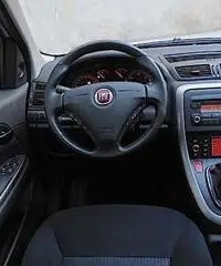 FIAT Croma 1.9 Mjt 150cv Emotion