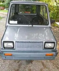 Piccola vettura Piccola vettura