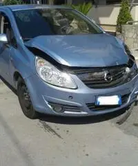 Opel corsa 5 porte 1.2 benzina