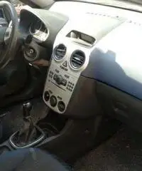 Opel corsa 5 porte 1.2 benzina