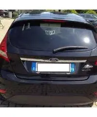 FORD FIESTA 1200 VERSIONE TITANIUM