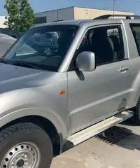 Fuoristrada Pajero 5 posti