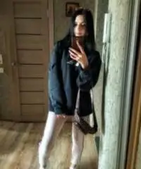 Sono qui per una relazione Sono qui per una relazione