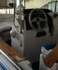 Prendisole fuoribordo Ranieri