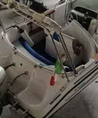 Prendisole fuoribordo Ranieri