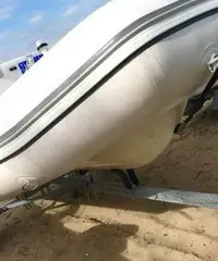 Zodiac Yacthline 340 + Johnson 15 cv 2t Zodiac Yacthline 340 + Johnson 15 cv 2t