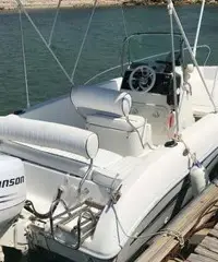 Noemi - Barca 5.10 mt 6 posti motore 40 cv senza patente Noemi - Barca 5.10 mt 6 posti motore 40 cv senza patente