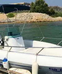 Noemi - Barca 5.10 mt 6 posti motore 40 cv senza patente Noemi - Barca 5.10 mt 6 posti motore 40 cv senza patente