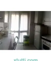 Ben collegato a metro e bus bivani a prezzo interessante Ben collegato a metro e bus bivani a prezzo interessante