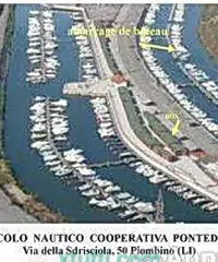 Visto barca con box davanti ai sola d’Elba Visto barca con box davanti ai sola d’Elba