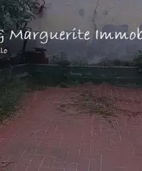 About 400 meters from the sea About 400 meters from the sea