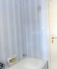 Viale Tica Appartamento 3 vani piano 1 Viale Tica Appartamento 3 vani piano 1
