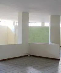 Varedo (MB)-Immobile Commeciale / Residenziale Varedo (MB)-Immobile Commeciale / Residenziale