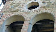 Palazzo circa mq. 1052 vic Perugia