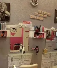 Attivite#224; parrucchiera Attivite#224; parrucchiera