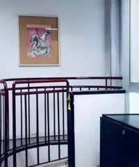 COMO, Borghi - UFFICIO 80mq + Caveau 150mq - VENDESI