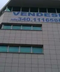 Ufficio mq 3030 Via Collatina Cod.V-241 Ufficio mq 3030 Via Collatina Cod.V-241