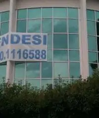 Ufficio mq 3030 Via Collatina Cod.V-241 Ufficio mq 3030 Via Collatina Cod.V-241