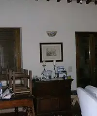 Due casali con due ettari vic Todi