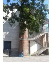 Privato vende immobile indipendente Privato vende immobile indipendente