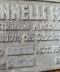 Betoniera in ghisa a 1/4 mc Betoniera in ghisa a 1/4 mc