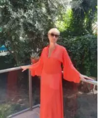 Julia, 40 anni
