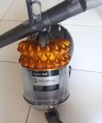 Aspirapolvere ciclonica Dyson Aspirapolvere ciclonica Dyson