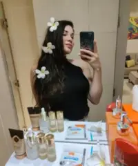 Lara, 31 anni Lara, 31 anni