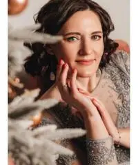 Polina, 47 anni Polina, 47 anni