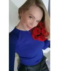 Mi chiamo Claudia, 40 anni Mi chiamo Claudia, 40 anni