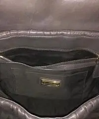 Borsa originale Miu Miu Tortora dettagli oro